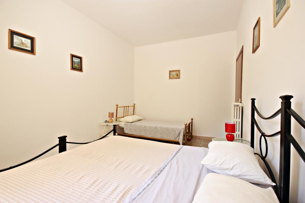 Scalini Di Trastevere Рим Номер фото