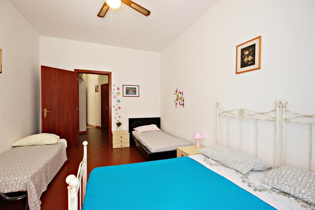 Scalini Di Trastevere Рим Номер фото