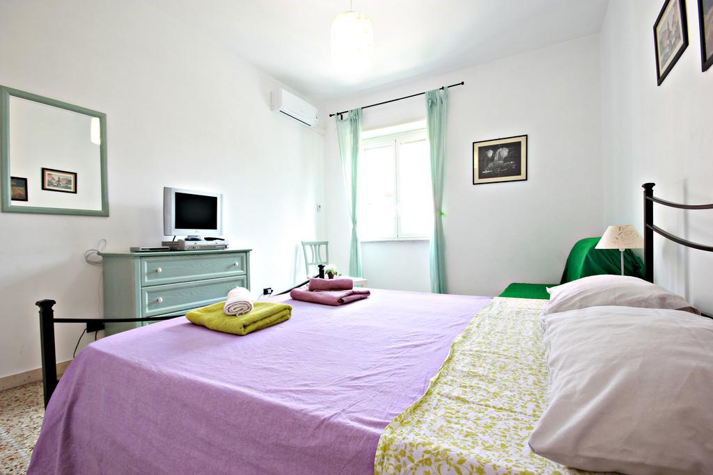 Scalini Di Trastevere Рим Номер фото
