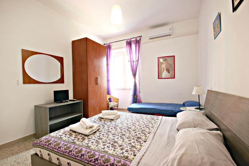 Scalini Di Trastevere Рим Номер фото